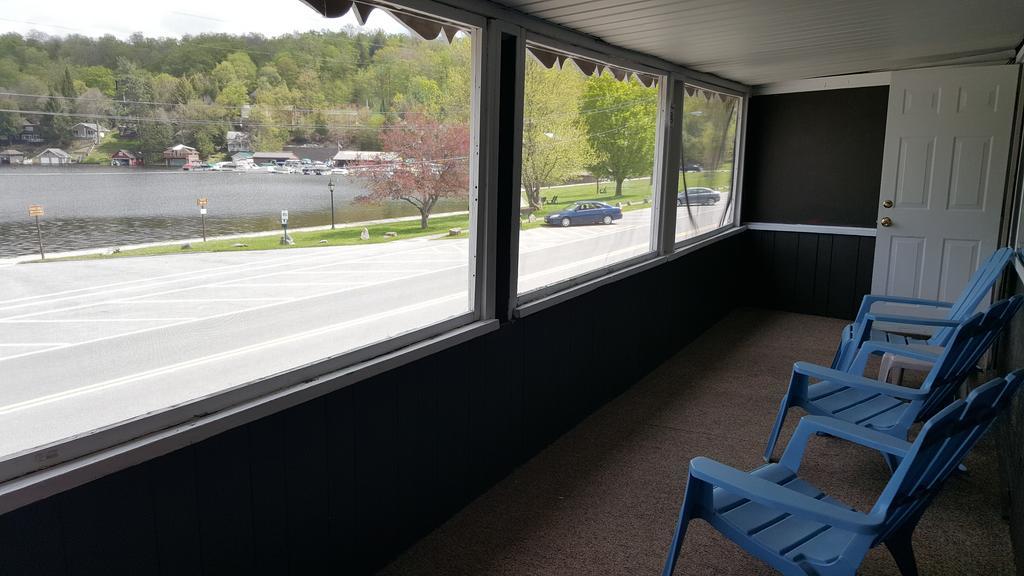 Clark'S Beach Motel Old Forge Bagian luar foto