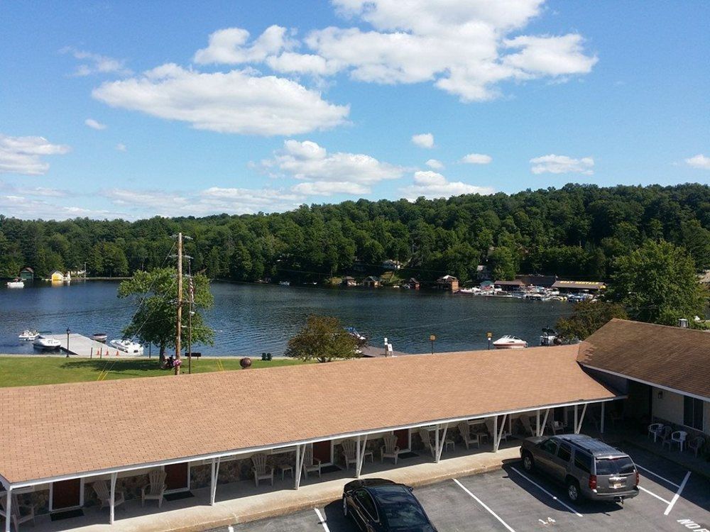 Clark'S Beach Motel Old Forge Bagian luar foto