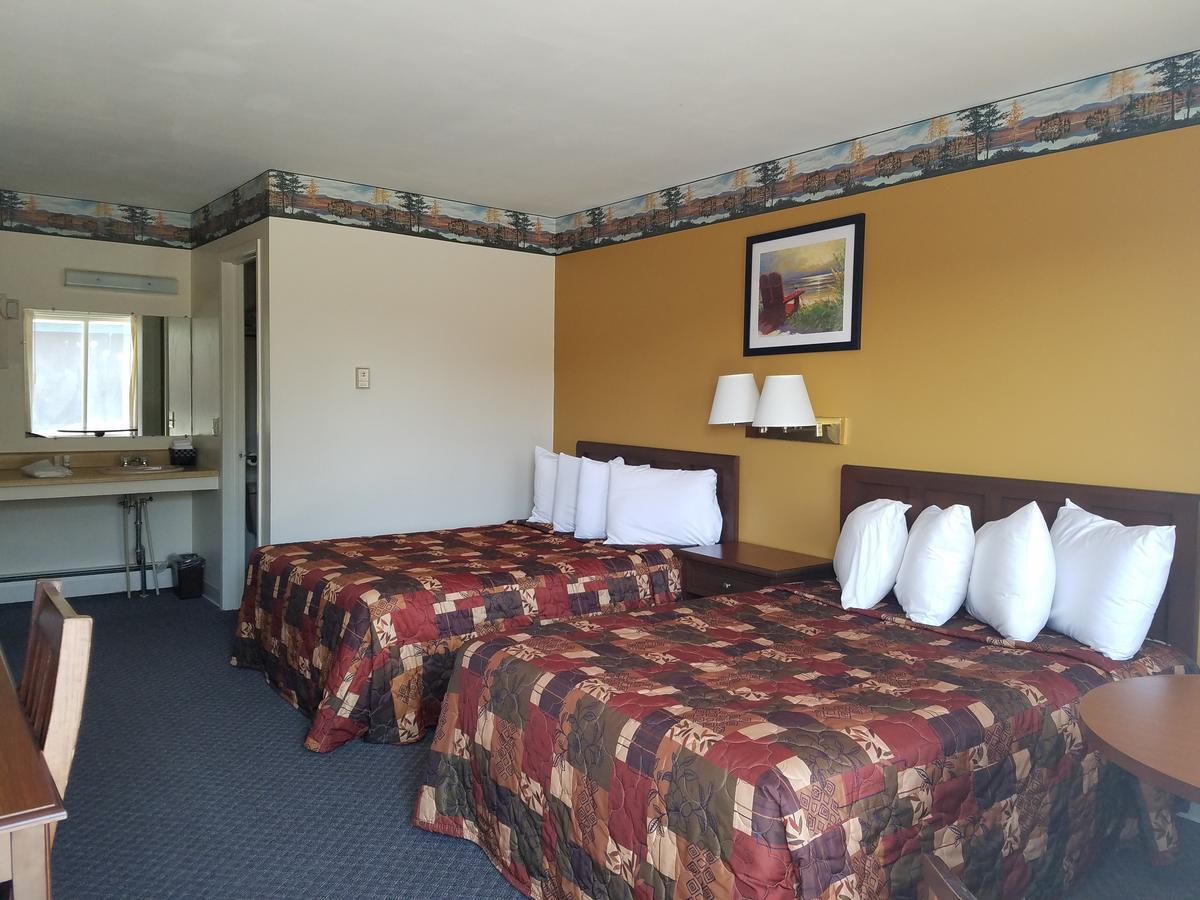 Clark'S Beach Motel Old Forge Bagian luar foto