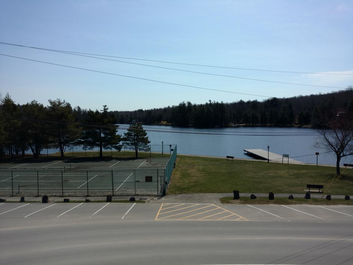 Clark'S Beach Motel Old Forge Bagian luar foto