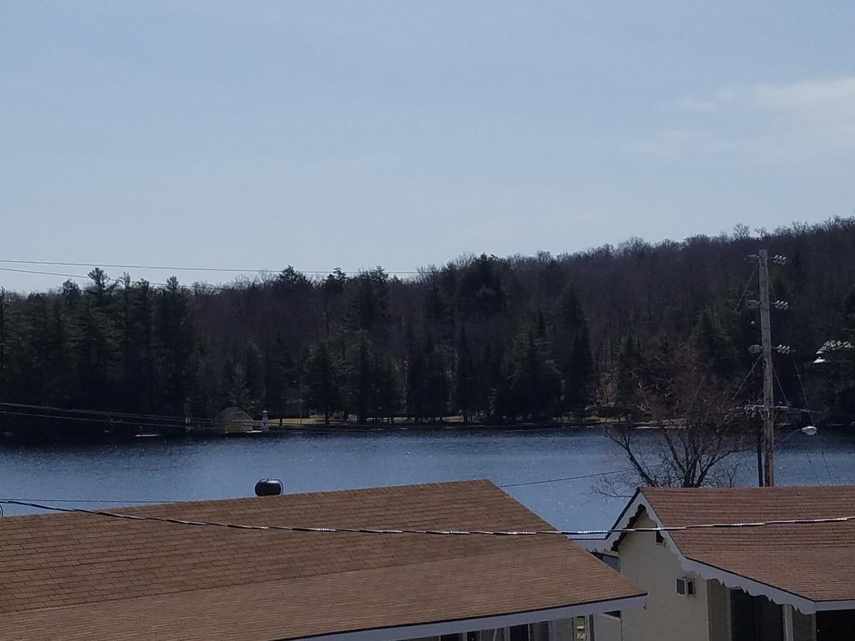 Clark'S Beach Motel Old Forge Bagian luar foto
