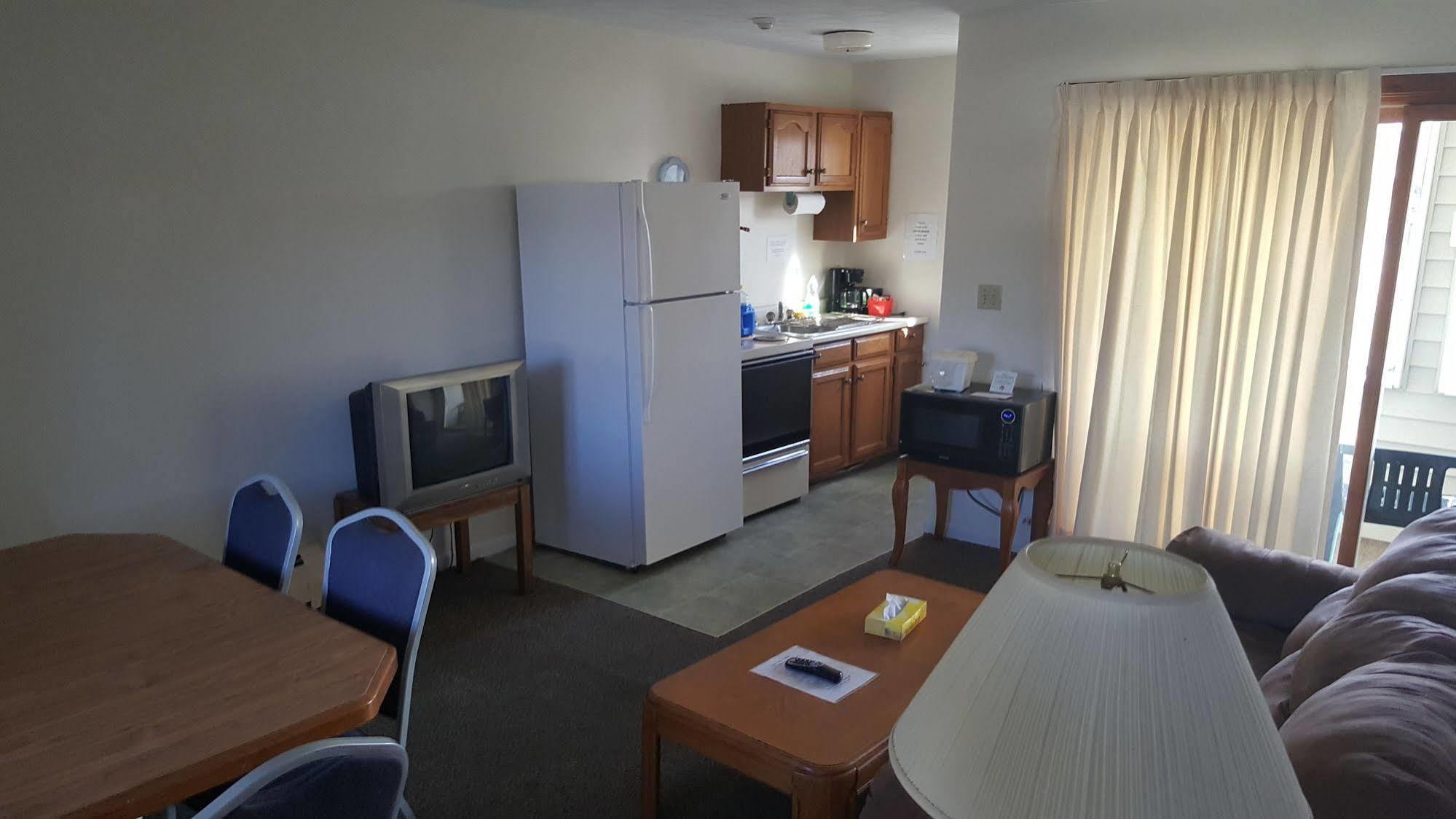 Clark'S Beach Motel Old Forge Bagian luar foto