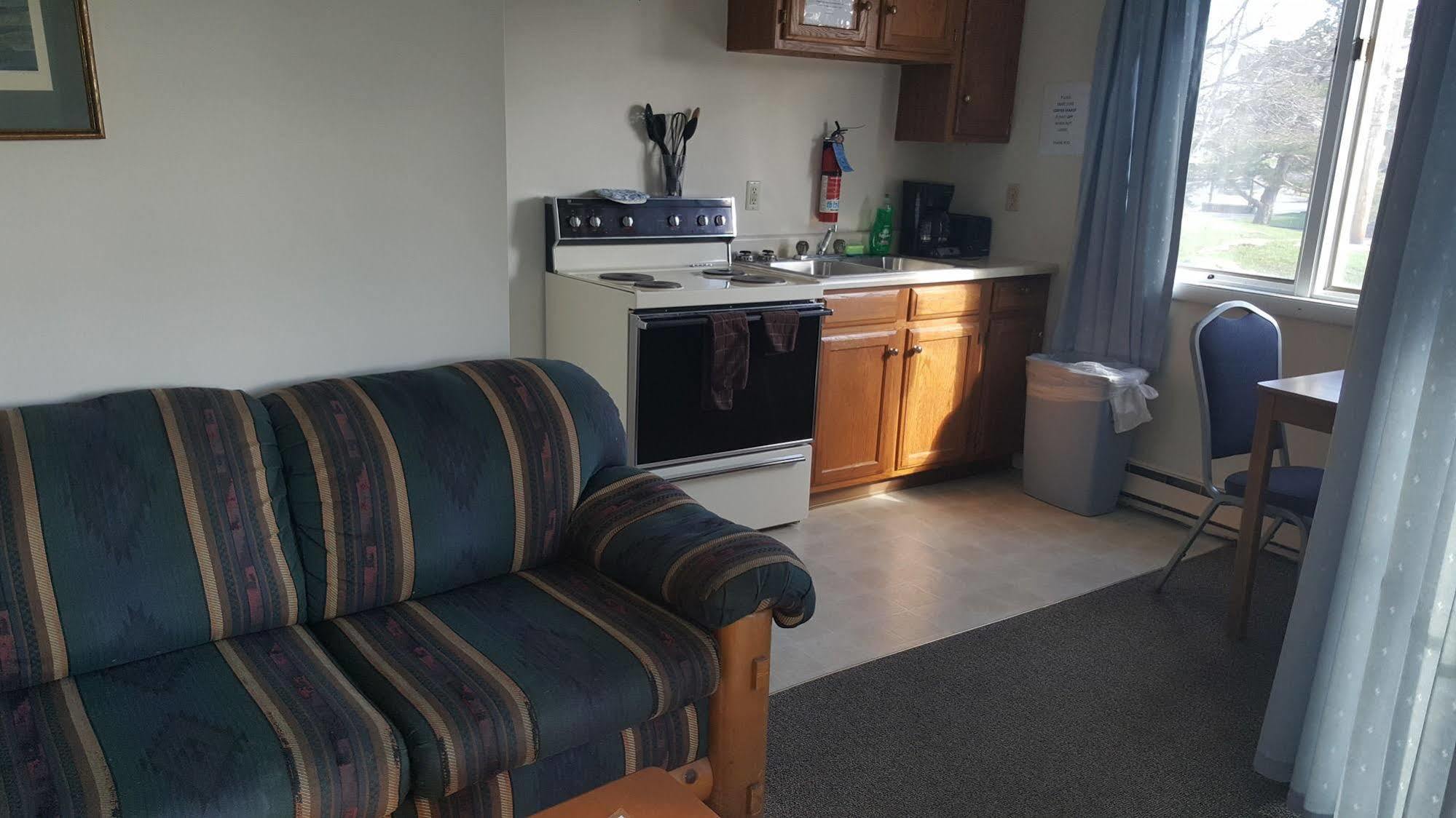 Clark'S Beach Motel Old Forge Bagian luar foto